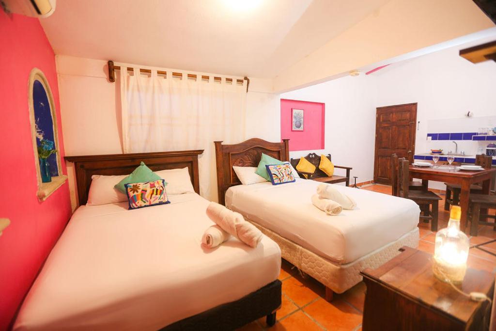 Ikaro Suites Colonial Cancún Exterior foto