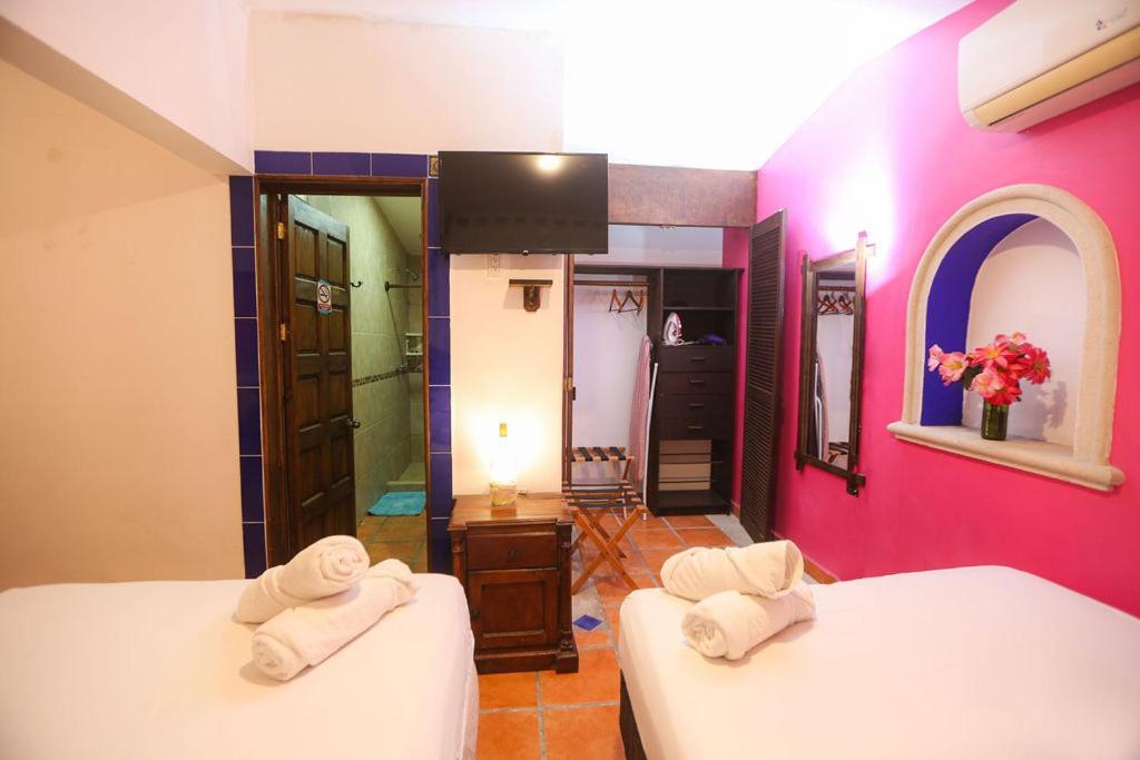 Ikaro Suites Colonial Cancún Exterior foto