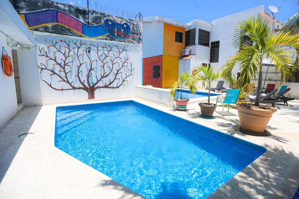 Ikaro Suites Colonial Cancún Exterior foto